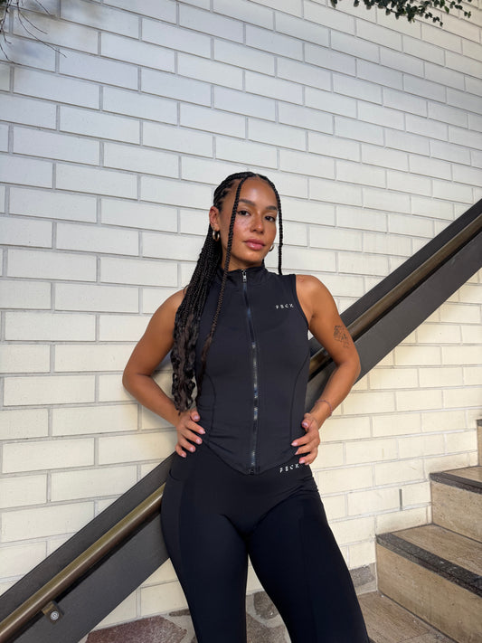 ELEVATE VEST - BLACK