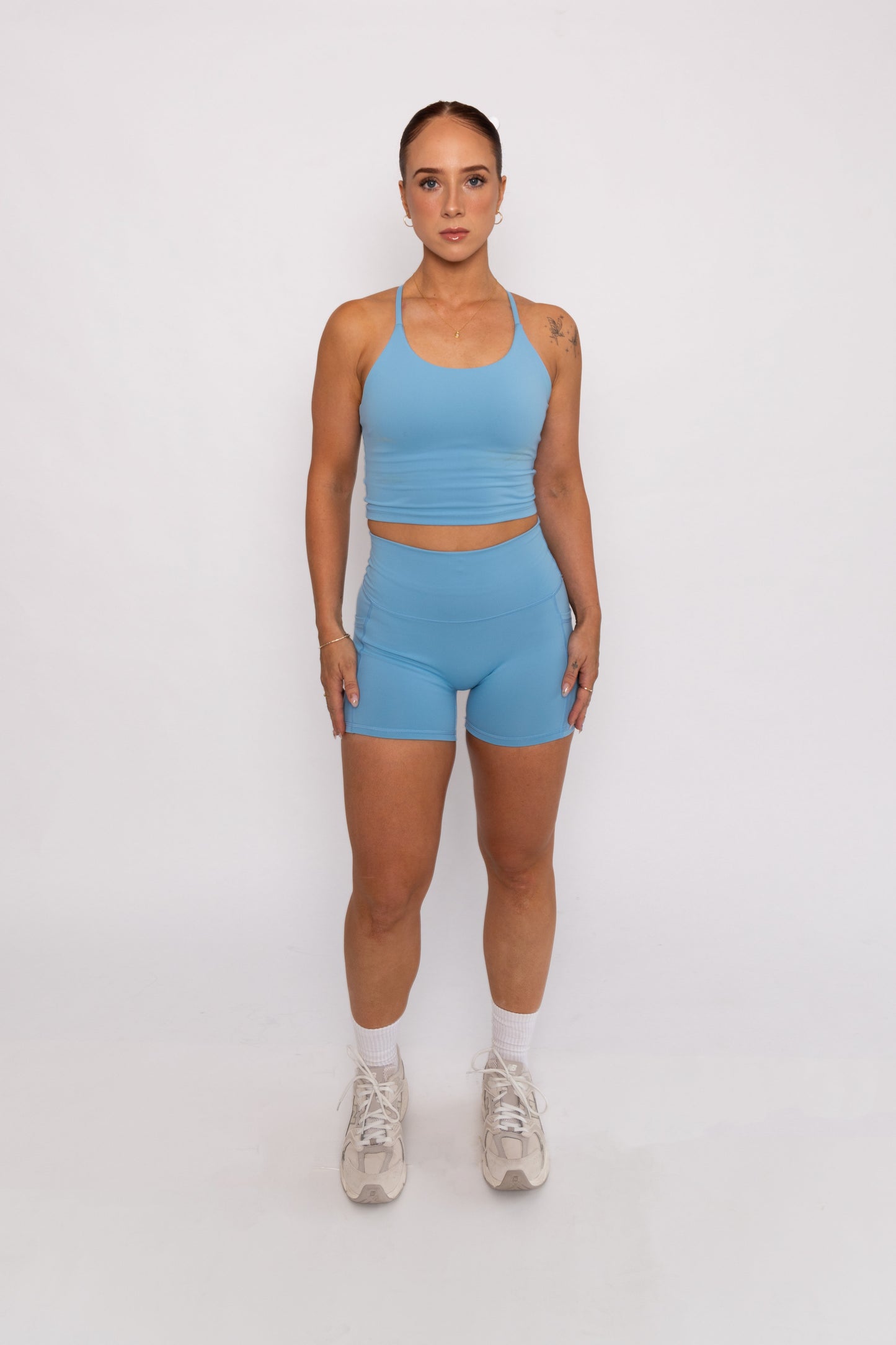 Essence High-Rise Short with Pockets 4”