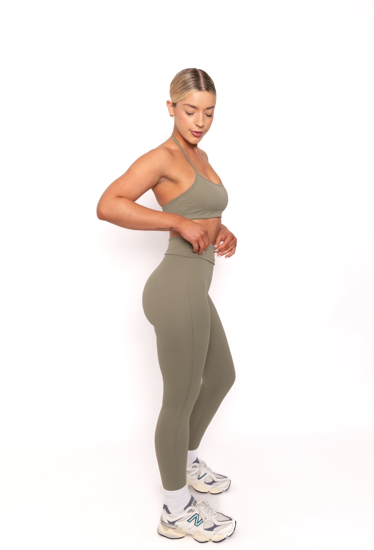 Aroha Leggings - Moss
